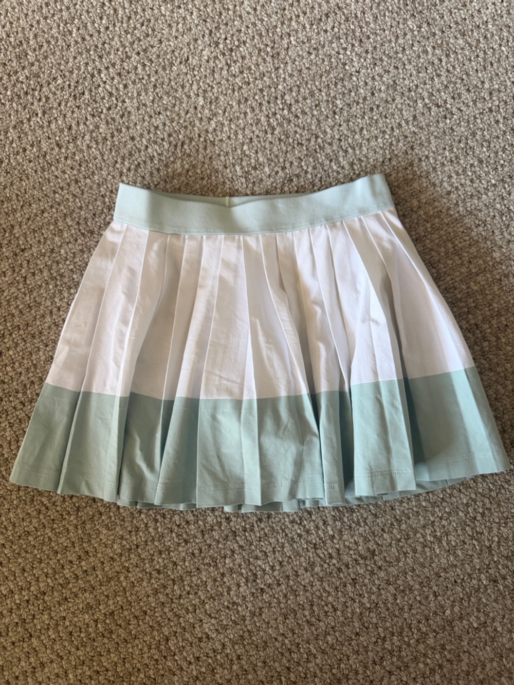 Athleta Girl Pleat Perfect Skort medium 8/10 two toned